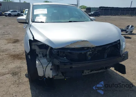 2014 Nissan Sentra Fe+ S/Fe+ Sv/S/Sl/Sr/Sv z USA, uszkodzony, nr VIN 3N1AB7AP6EL670670